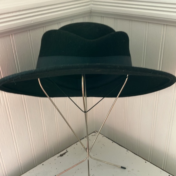 Ladies Black Hat, 💯% Wool, Measures 13”x 10”x 5”, 3” Brim, Ribbon Surrounding - Picture 10 of 10